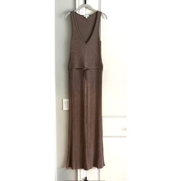 Beyond Yoga Jetsetter Jumpsuit Ribbed Medium Color: Birch - Picture 2 of 11